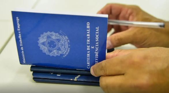 Salário do trabalhador é acima da média em 8 estados e no DF