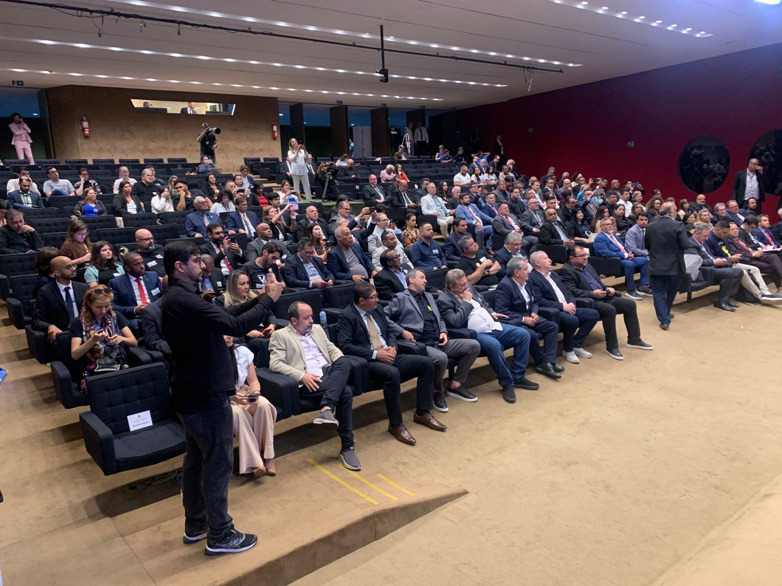 Câmara  realiza Audiência Pública que discutiu os efeitos da escala 6 x 1