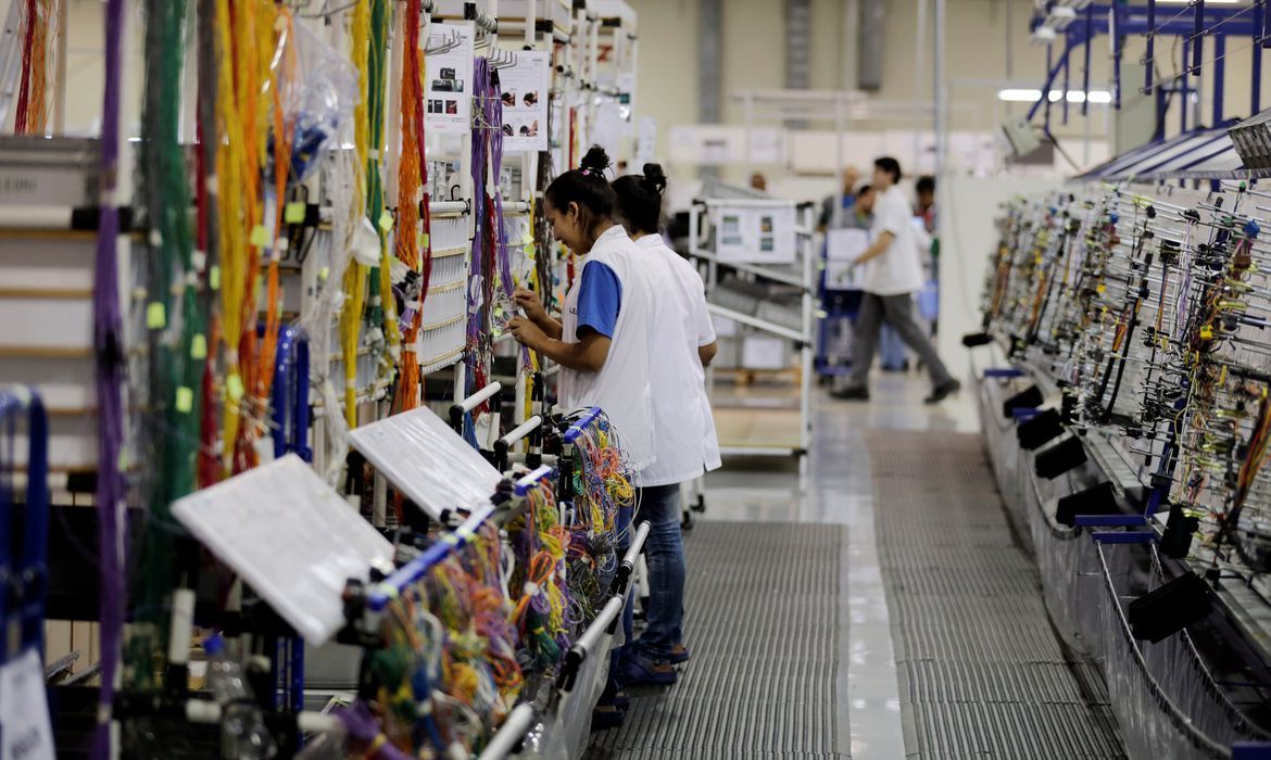 Indústria brasileira cresce 1,1% após duas quedas seguidas