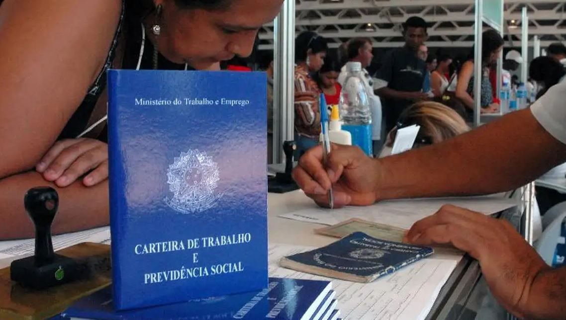 Mercado de trabalho reproduz desigualdade racial, aponta Dieese