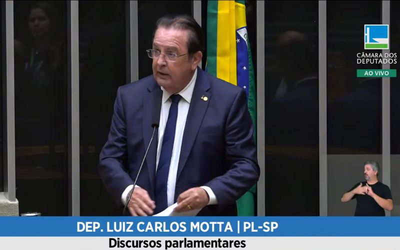 Motta reafirma luta das comerciárias em pronunciamento na Tribuna da Câmara dos Deputados