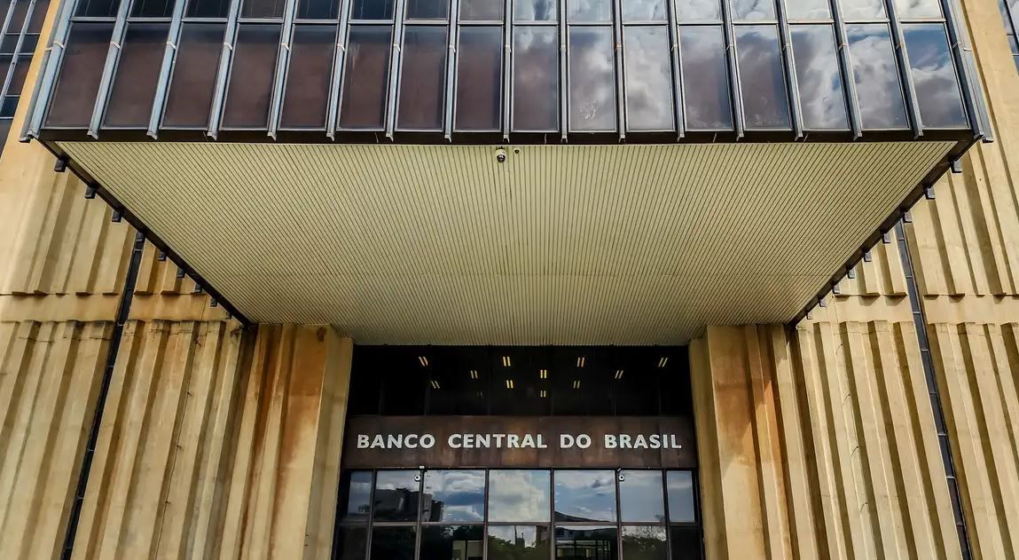 Mercado financeiro projeta inflação de 3,88% em 2024