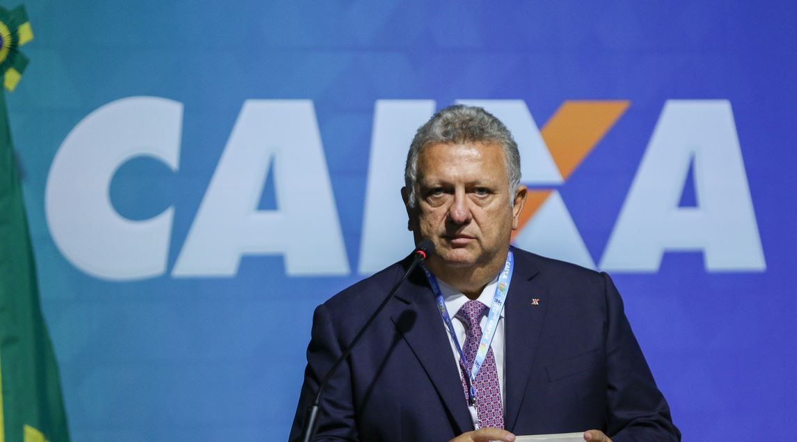 Vieira assume Caixa com promessa de induzir crescimento econômico