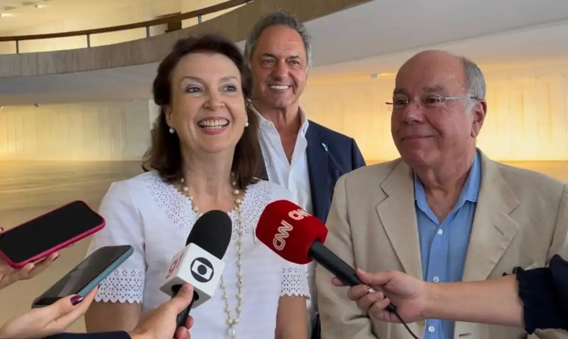 Reunião entre Vieira e chanceler de Milei indica avanço do Mercosul