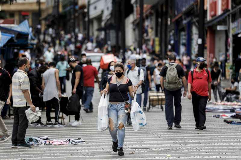 Prefeitura de SP interdita mil lugares fora das regras na pandemia