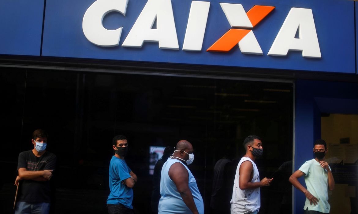 Caixa abre 770 agências amanhã para pagar auxílio emergencial e FGTS