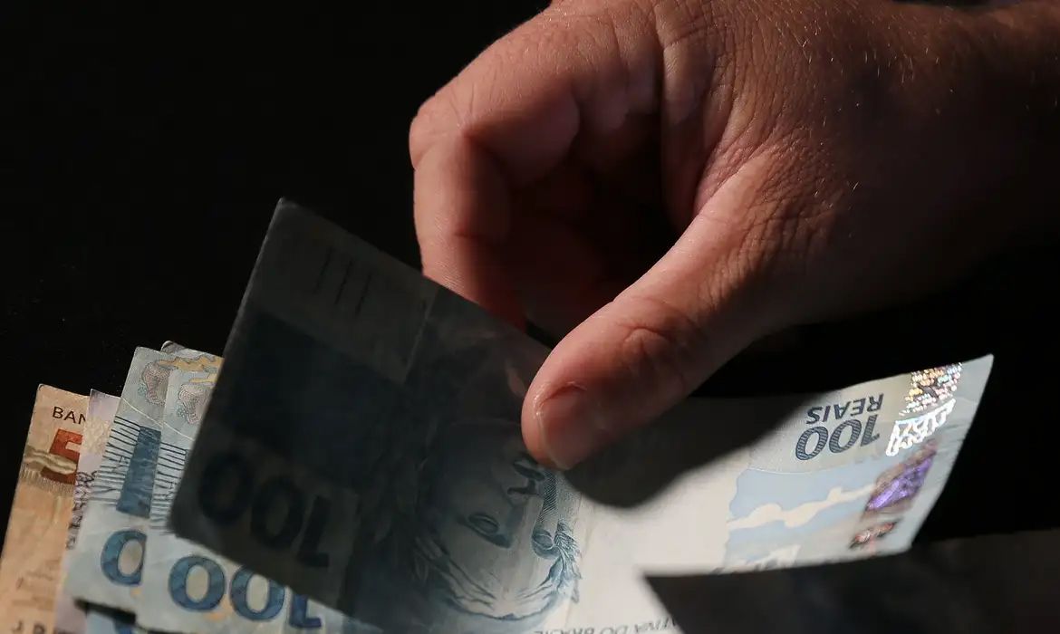 Tire dúvidas sobre consignado para CLT
