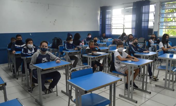 Novo Ensino Médio em SP terá parte do itinerário optativo com disciplinas obrigatórias em 2024