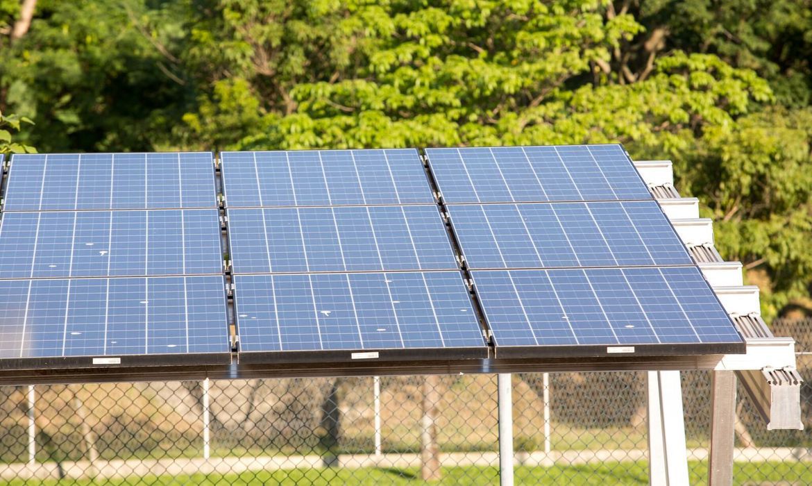 Ao não investir em energia suja, G20 pode combater fome