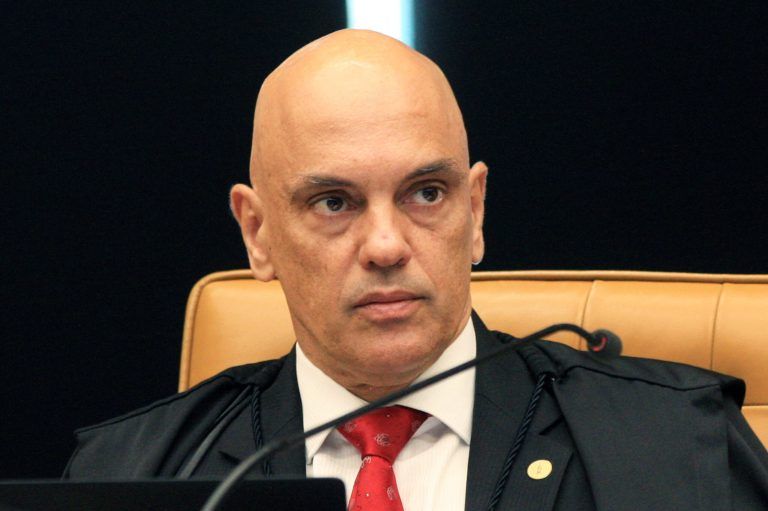 Moraes vota e forma maioria no STF pela contribuição assistencial